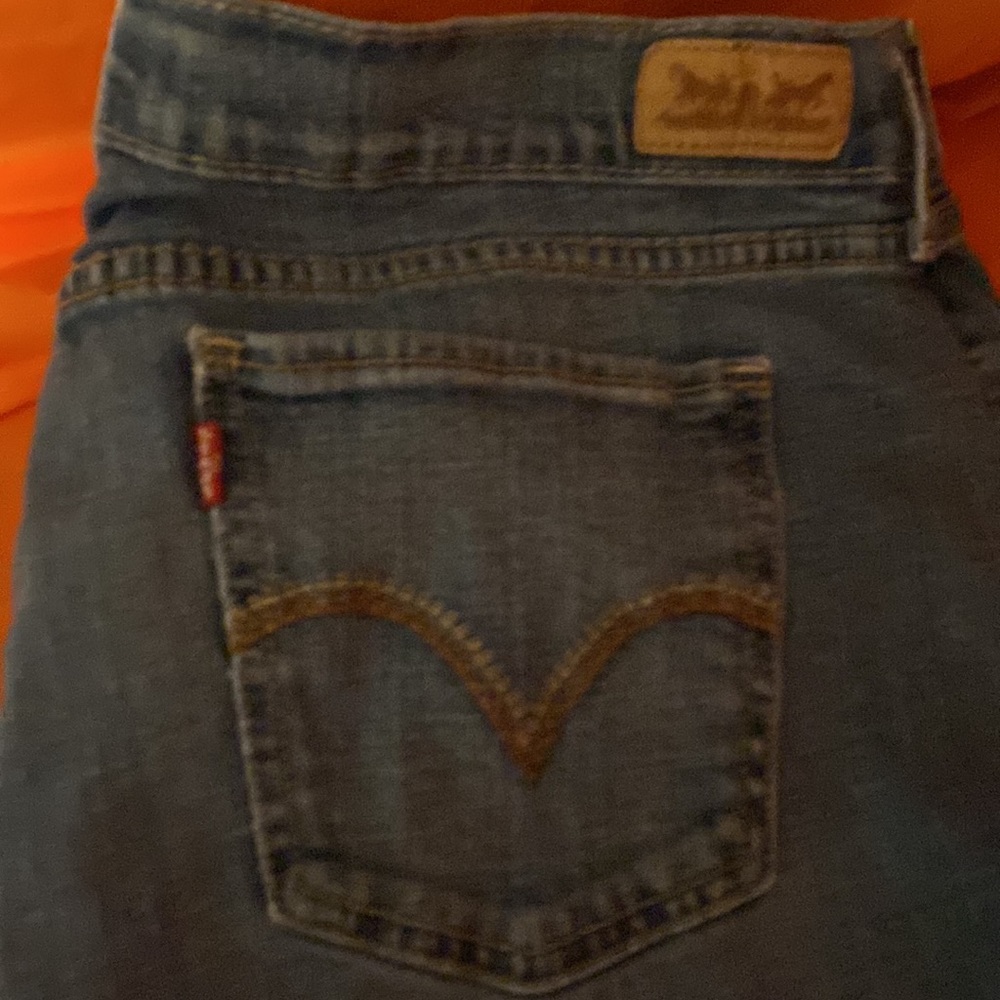 Jeans-Levi’s Women’s 515 denim Boot cut, size 16M